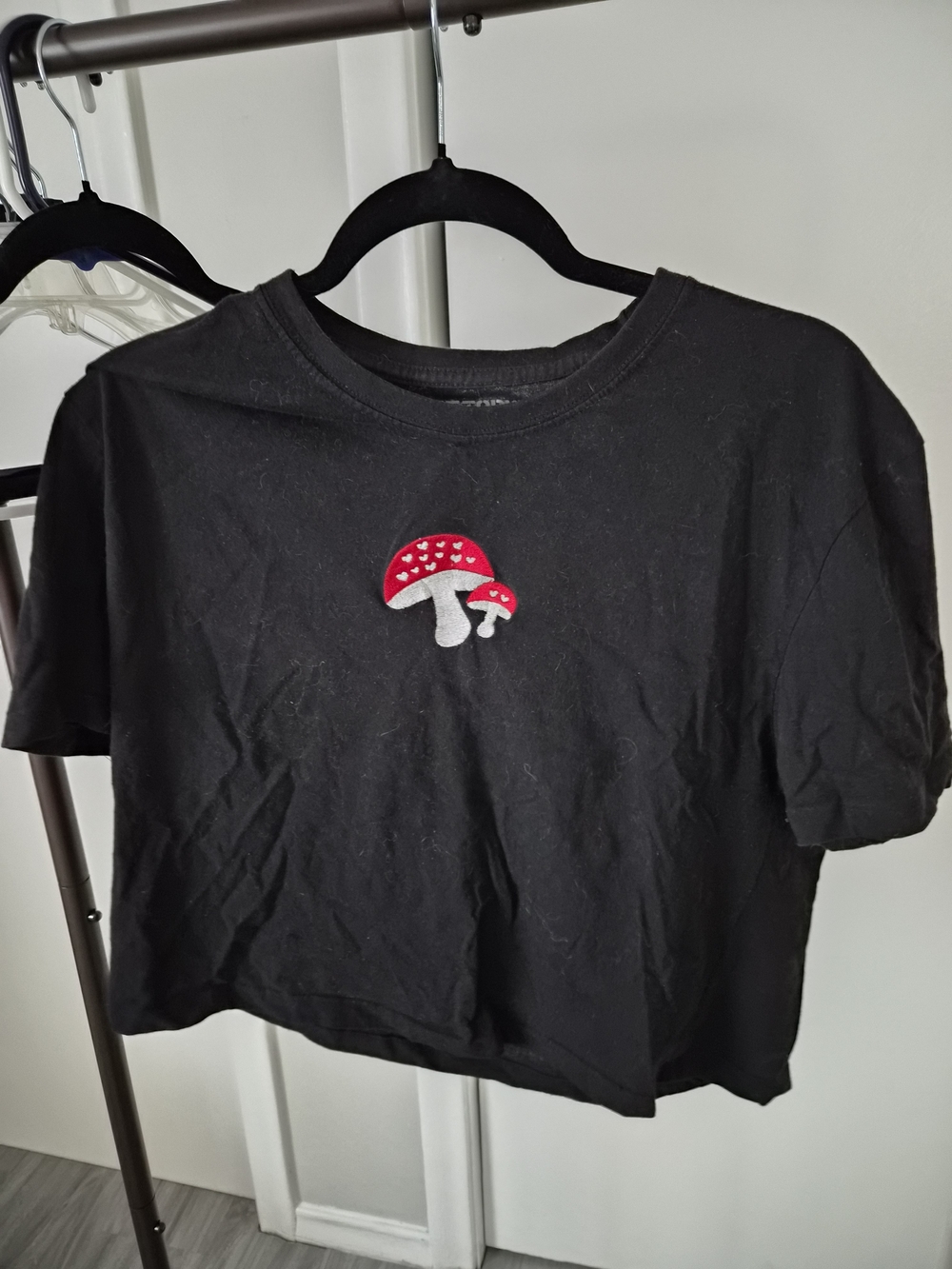 Hot Topic Embroidered Mushroom Woman's Black Crop Tshirt